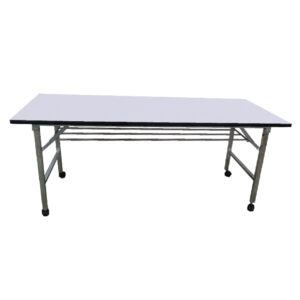 โต๊ะพับหน้าโฟเมก้าขาวตะแกรงมีล้อ 70×180 สูง 75 ซม.